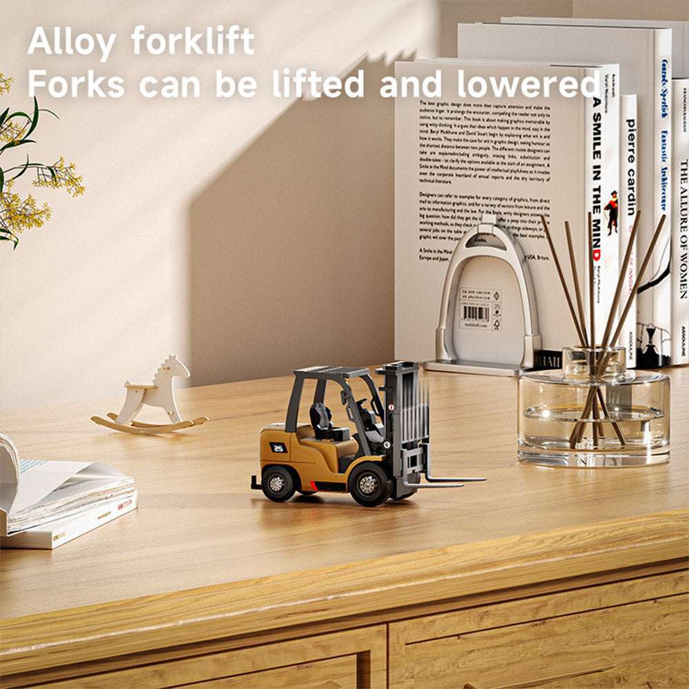 Mini Desktop Remote Control Forklift Truck Toy